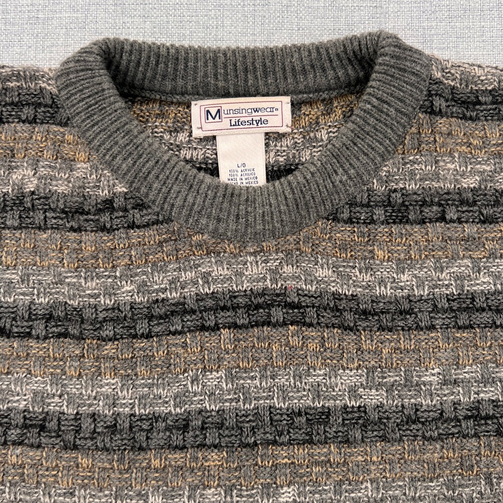 VTG 90s Munsingwear Striped Knit Sweater Men Large Gray Brown Grandpa Cozy Retro - Picture 2 of 9